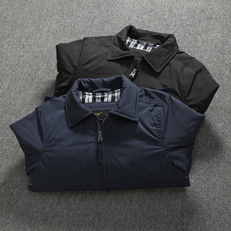 Herren Übergangsjacke im Harrington-Stil mit gesteppter Innenfütterung und Rippbündchen Echoarchiv