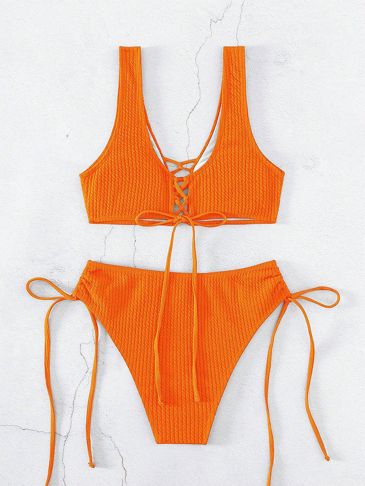 Damen Bikiniset mit raffiniertem Bindedesign und hochgeschnittenem Unterteil Echo Archiv