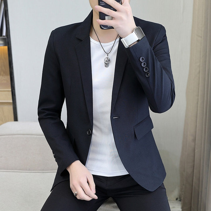 Herren modischer Blazer mit schmalem Schnitt und feinem Material Echoarchiv
