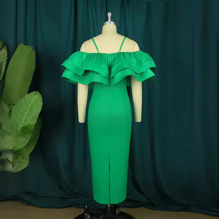 Damen Figurbetontes Satin-Kleid mit voluminösen Rüschen Echo Archiv