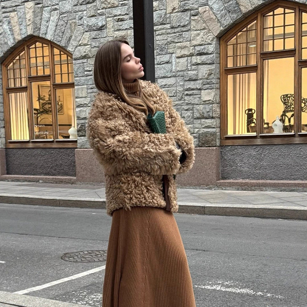 Damen Kurzjacke aus lockigem Teddy-Kunstfell mit Oversize-Schnitt Echoarchiv