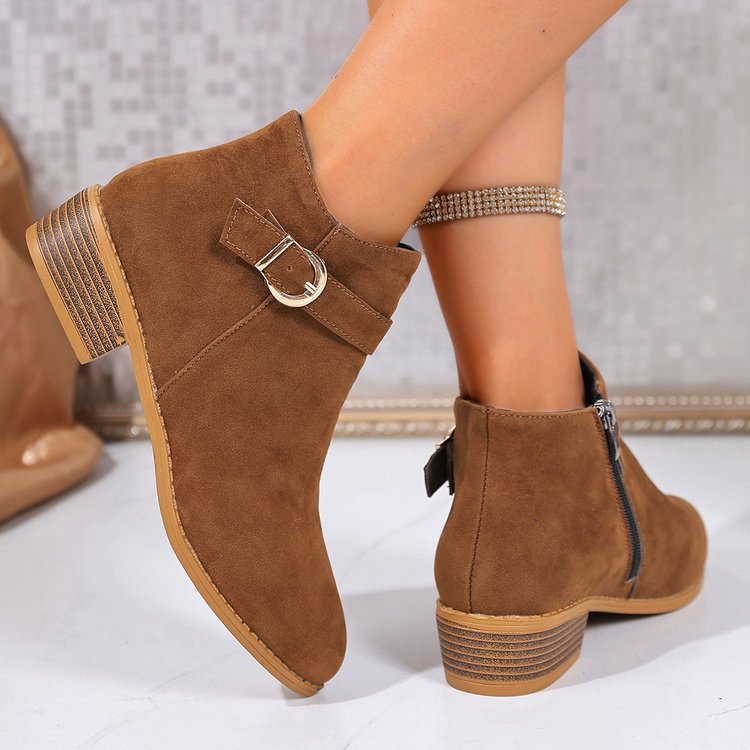 Damen Veloursleder-Ankle-Boots mit seitlichem Reißverschluss, Zier-Schnalle und niedrigem Blockabsatz – Varelle