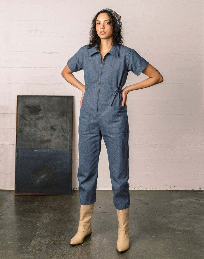 Damen legerer Jumpsuit mit praktischen Taschen und Reißverschluss Echoarchiv