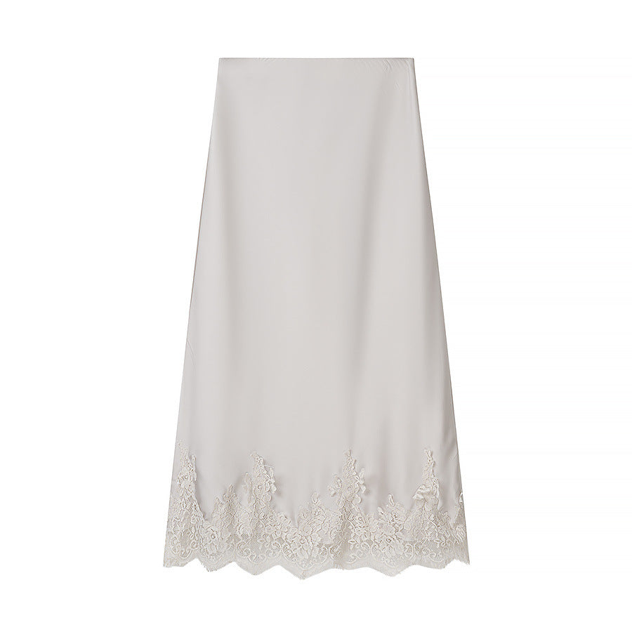Damen Zweiteiliges Satin-Set mit Wickelbluse und Midirock mit Spitzenbesatz Echo Archiv