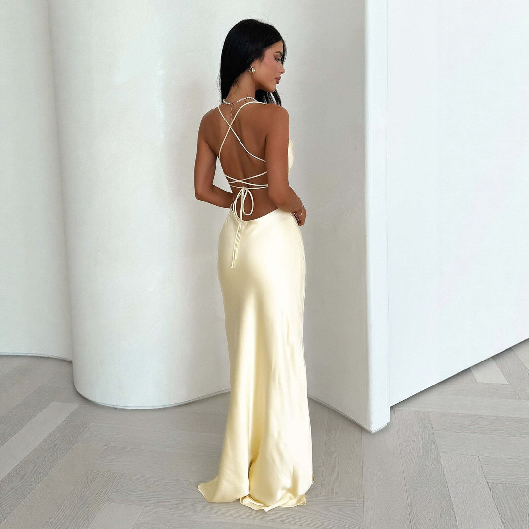 Damen Elegantes Satinabendkleid mit spaghettiträgern und fließendem Schnitt – Élara