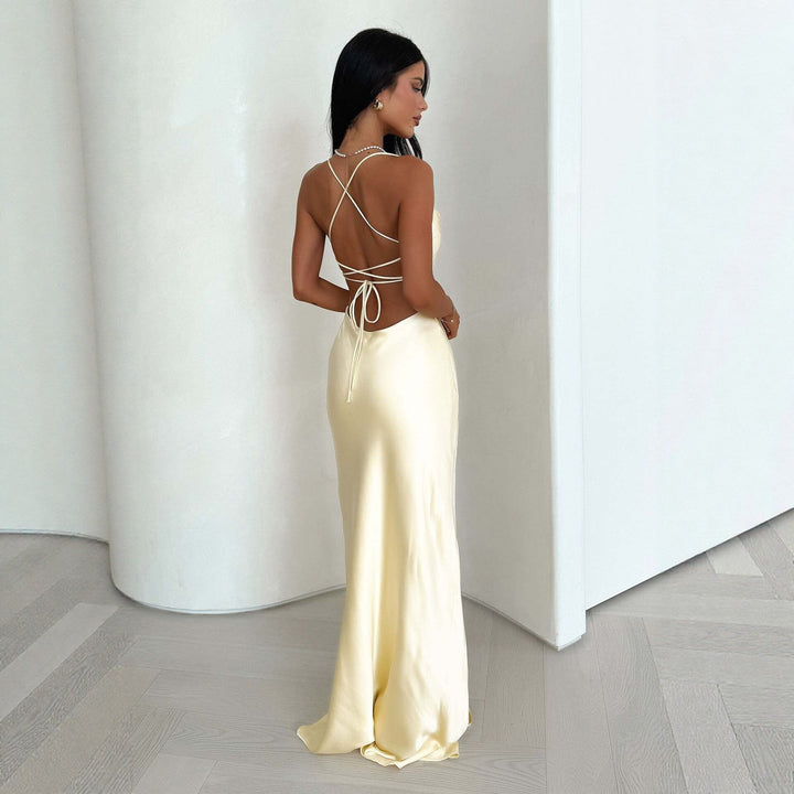 Damen Elegantes Satinabendkleid mit spaghettiträgern und fließendem Schnitt – Élara