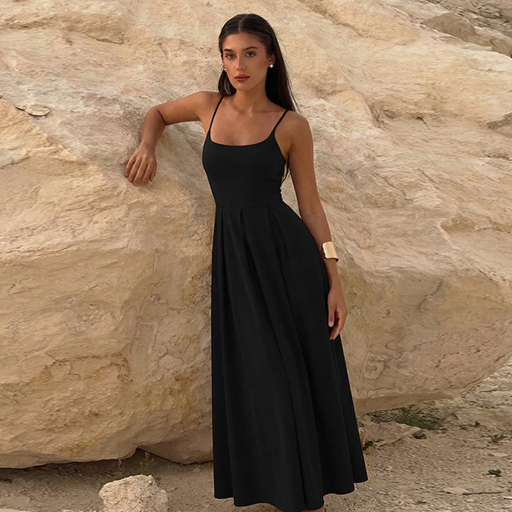 Damen Fließendes Maxikleid mit schmalen Spaghettiträgern und elegantem Schnitt Echo Archiv