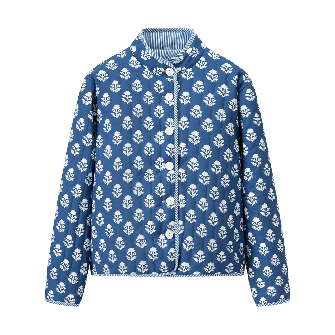 Damen leichte gesteppte Blusenjacke mit Stehkragen, Zierpaspel und floraler Allover‑Steppung – Célinea