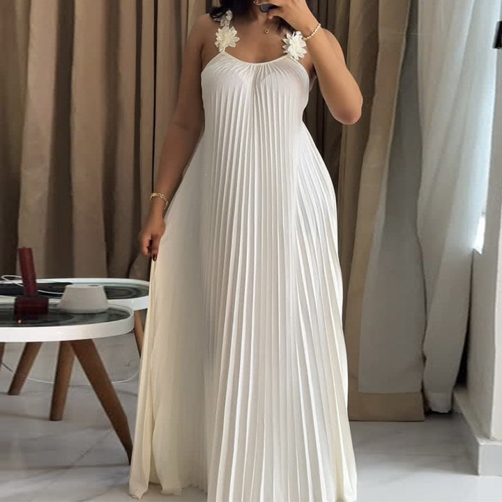 Damen Elegantes Maxikleid mit lässigem Faltenwurf und dekorativen Schulterblüten Echo Archiv