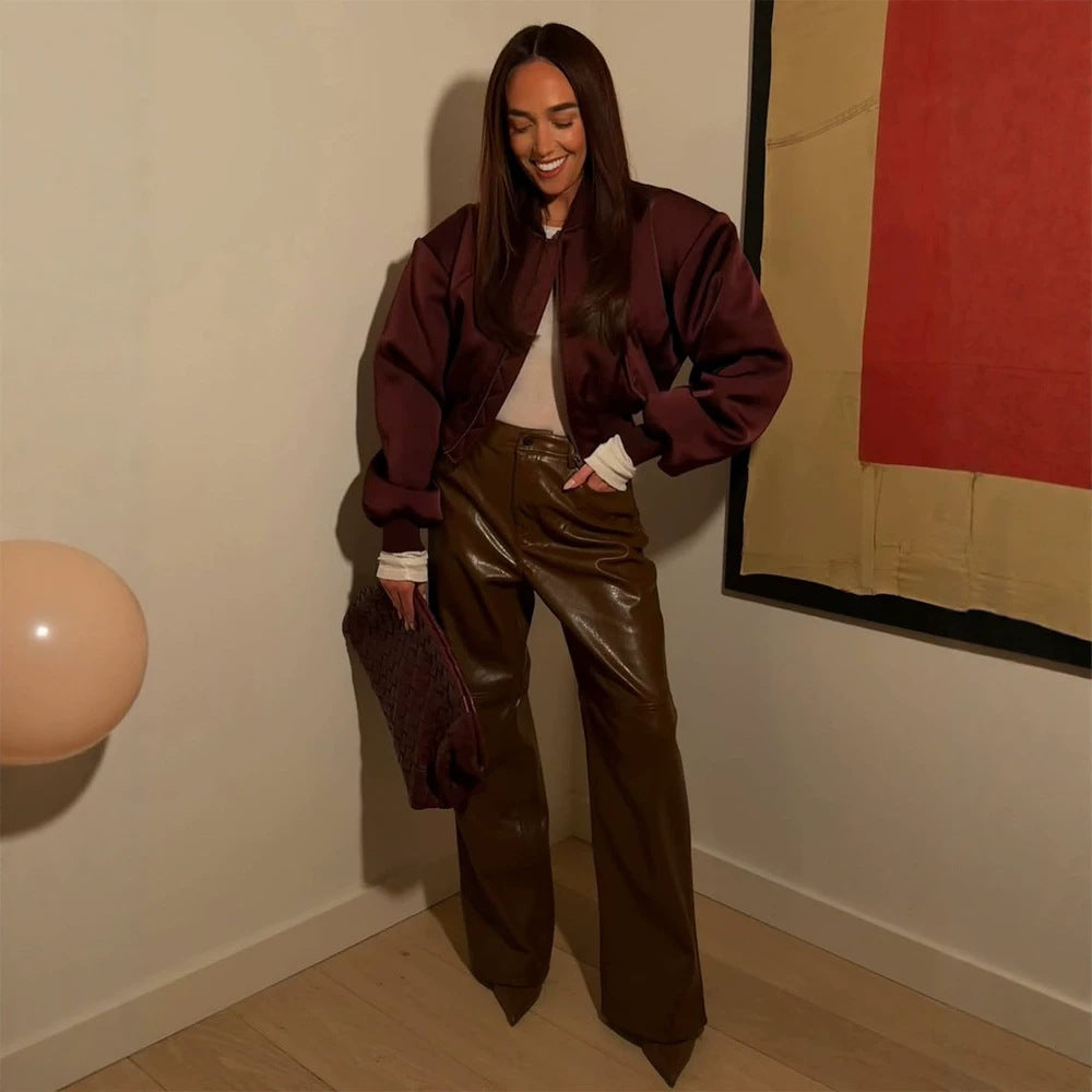 Damen Kurzer Satin‑Bomber mit kastiger Silhouette, Pattentaschen und elastischem Bündchen Echoarchiv