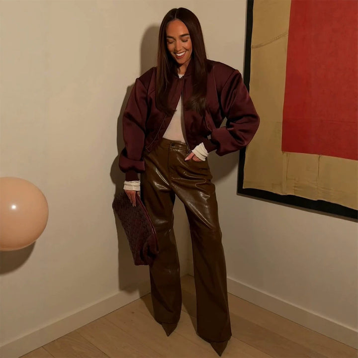 Damen Kurzer Satin‑Bomber mit kastiger Silhouette, Pattentaschen und elastischem Bündchen Echoarchiv