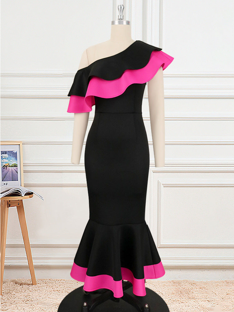 Damen Exquisites schulterfreies Wickelkleid mit voluminösem Rüschensaum Echo Archiv