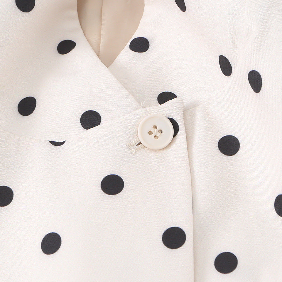 Damen Gepunkteter Boxy‑Blazer mit Stehkragen und Pattentaschen Echoarchiv