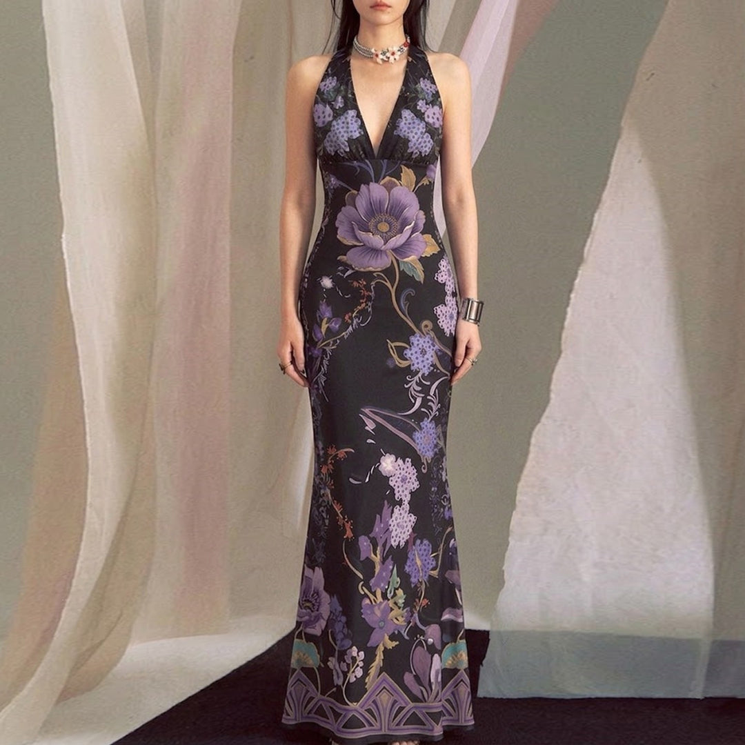Damen Elegantes Maxikleid mit floralem Design und tiefem V-Ausschnitt Echo Archiv