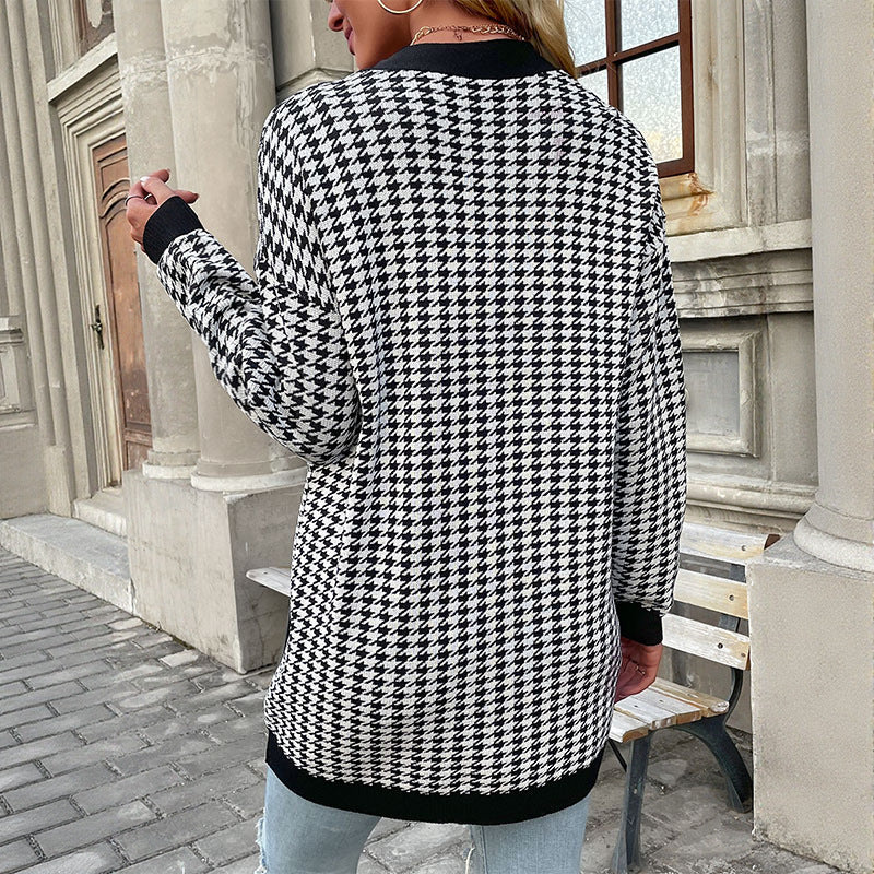 Damen Oversized Strickcardigan mit Hahnentritt-Muster und goldenen Zierknöpfen – Veloura
