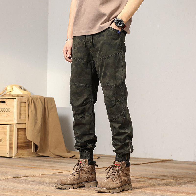 Herren Cargo-Hose im urbanen Camouflage-Design mit elastischem Bund und praktischen Taschen Echoarchiv