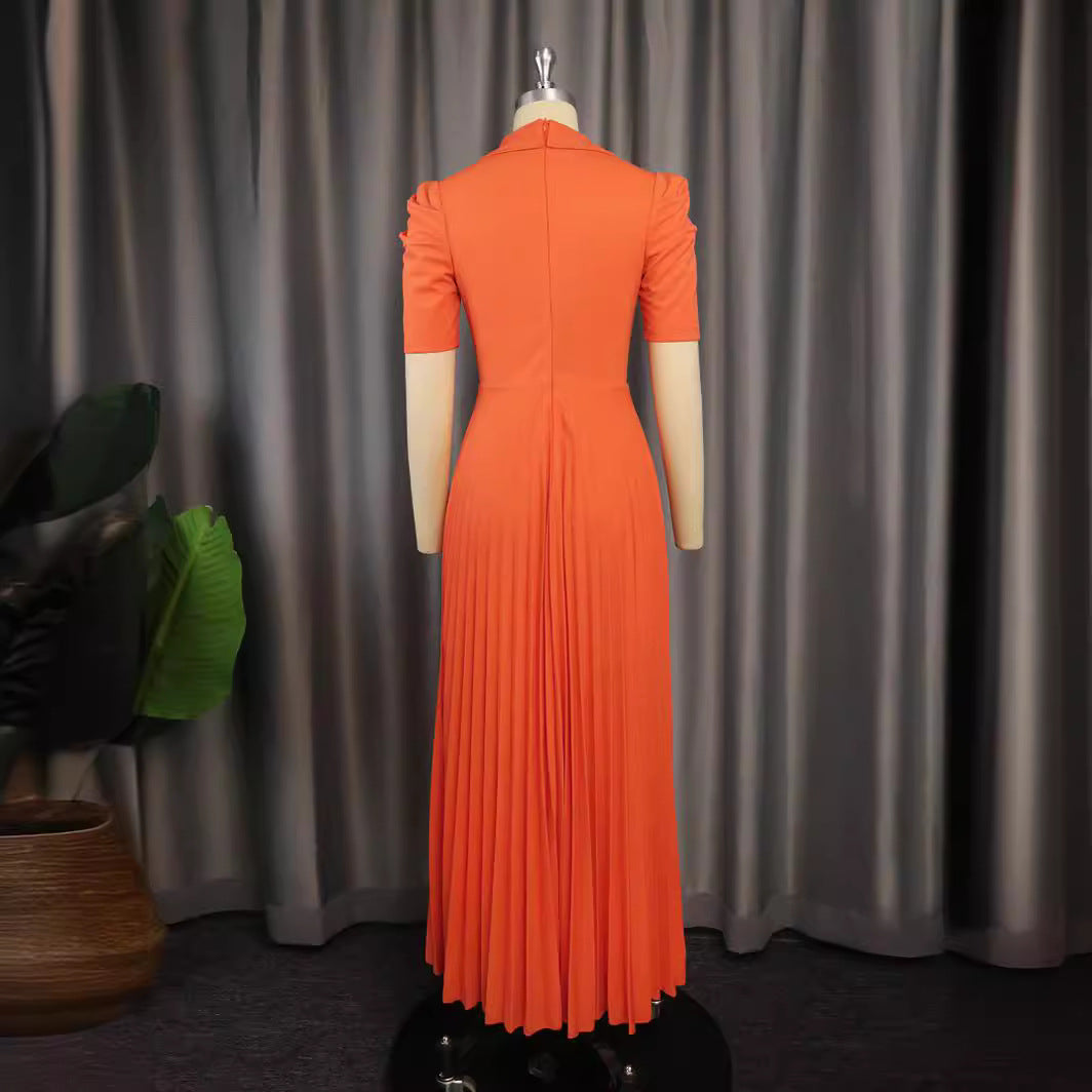 Damen elegantes Wickelkleid mit plissiertem Rock und Puffärmeln Echo Archiv