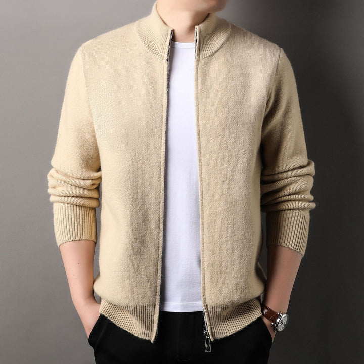 Herren Strickjacke mit modernem Kragen und hochwertiger Textur Echoarchiv