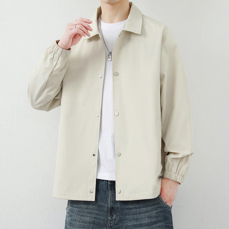 Herren leichte Übergangsjacke mit modernem Schnitt und praktischen Druckknöpfen Echoarchiv