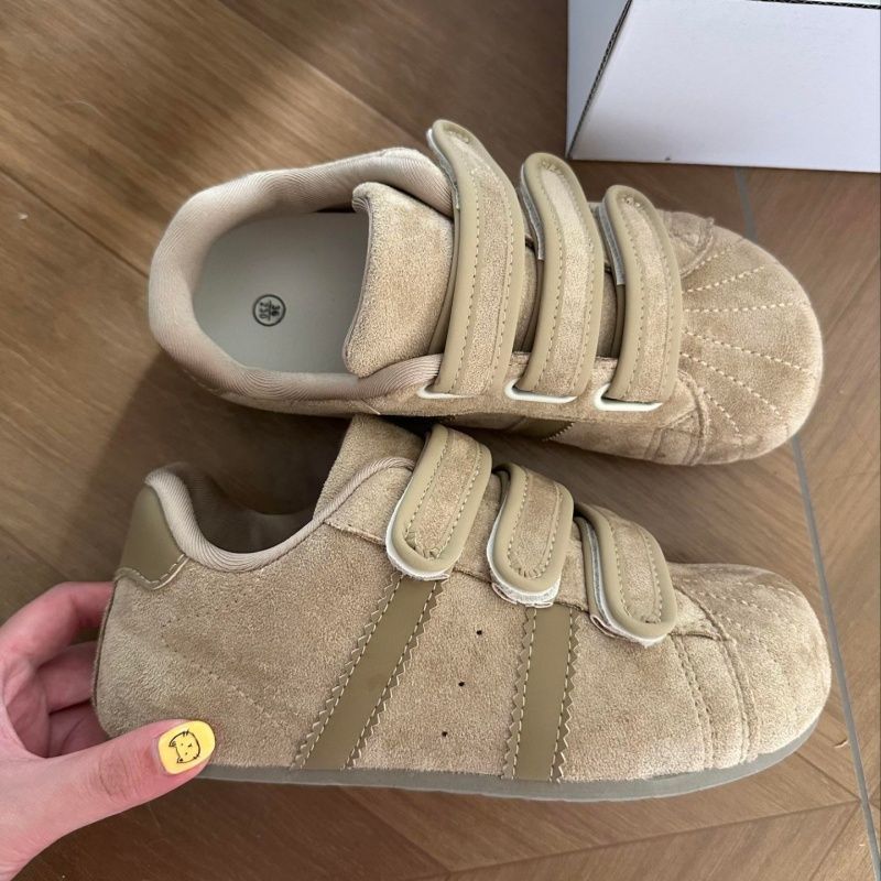 Damen bequeme Klettverschluss-Sneaker aus hochwertigem Wildleder Echo Archiv