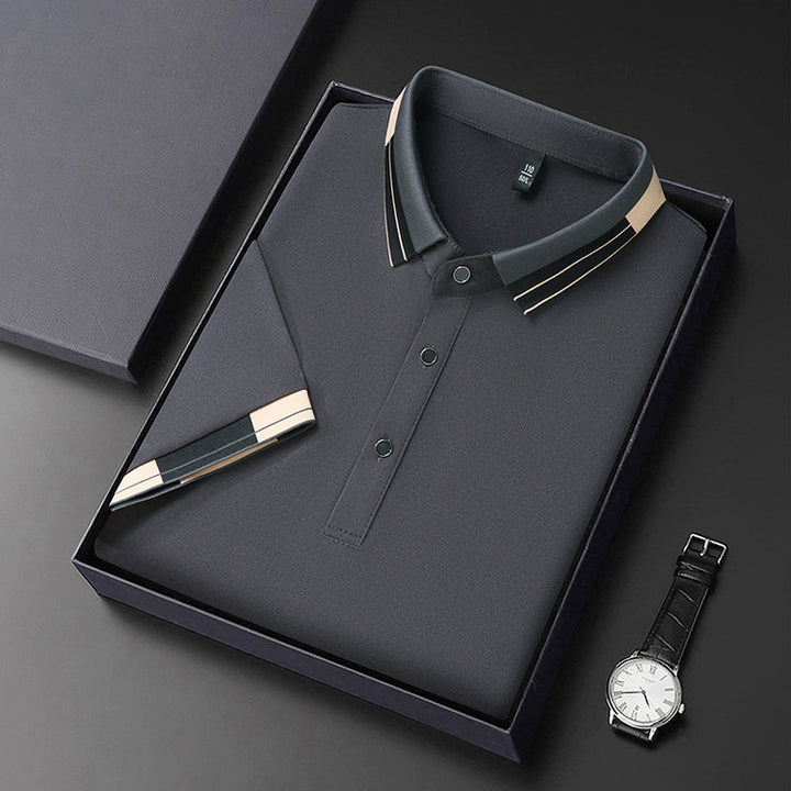 Herren stilvolles Poloshirt mit modernem Kragen und eleganten Akzenten Echoarchiv