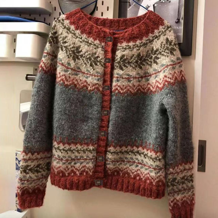 Damen nan gemusterte Strickjacke mit Rundpasse, Holzknöpfen und Eingrifftaschen Echo Archiv