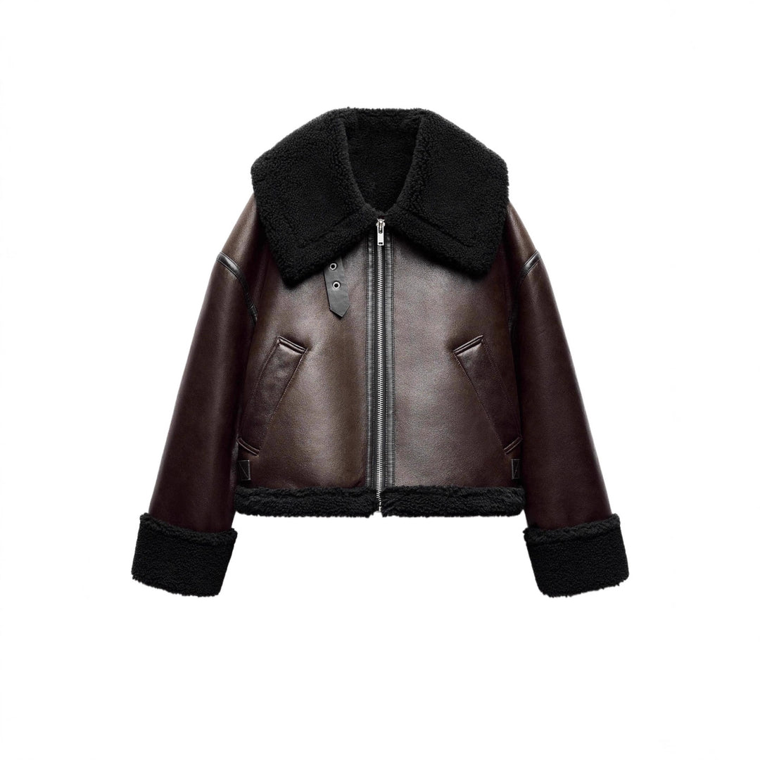 Damen Kurz geschnittene Aviator‑Jacke aus Lammfellimitat mit großem Teddykragen Echo Archiv