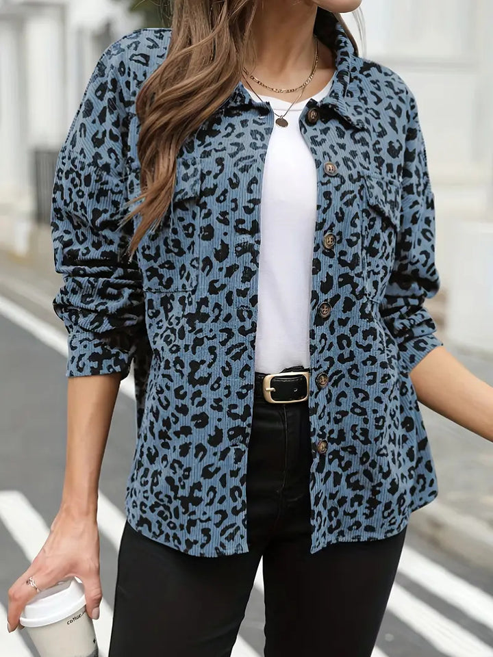 Damen Oversize Hemdjacke im Cord‑Look mit Leopardenprint Echo Archiv