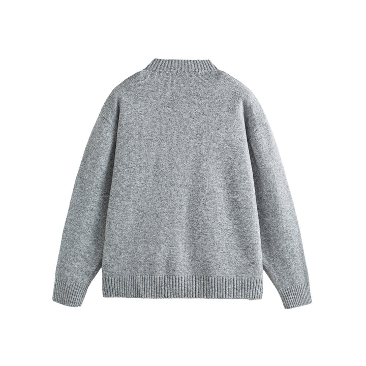 Unisex Grobgestrickte Boxy-Strickjacke mit Knopfleiste, Rundhalsausschnitt und aufgesetzten Taschen Echoarchiv