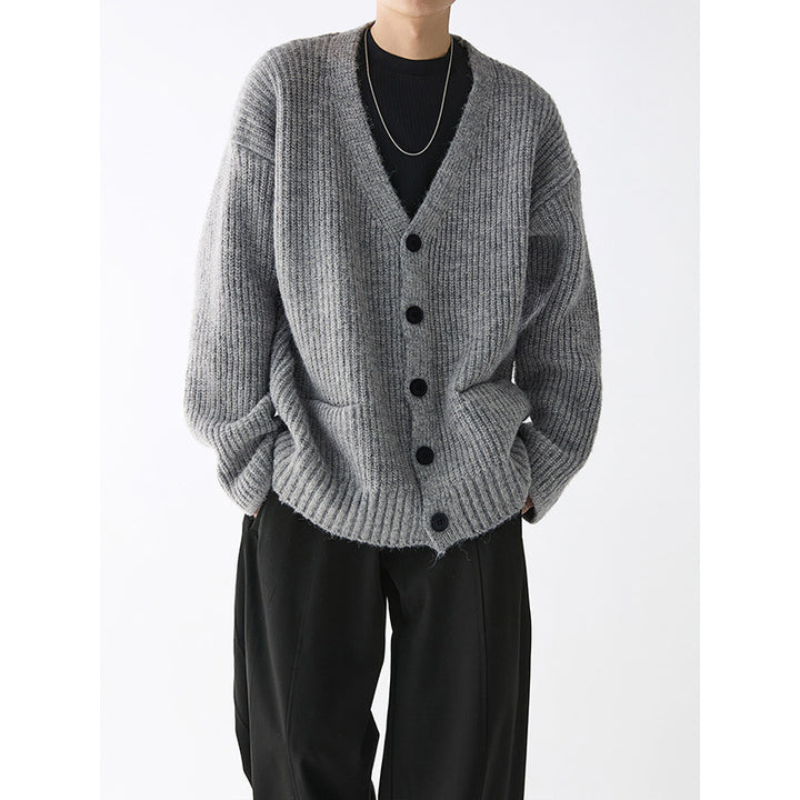 Herren Grobstrickjacke mit praktischen Taschen und stylischem Design Echoarchiv
