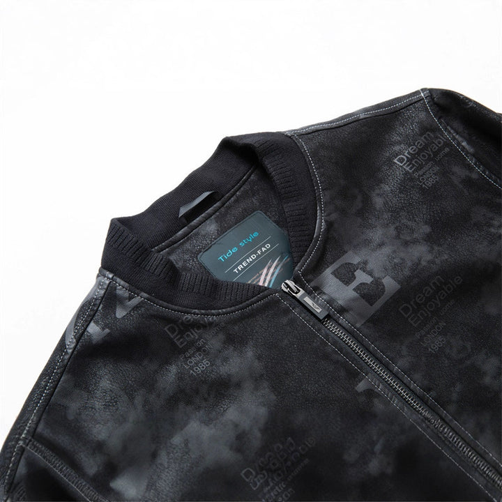 Herren Lederimitat-Blouson mit Allover-Print, Reißverschluss und Rippbündchen Echo Archiv