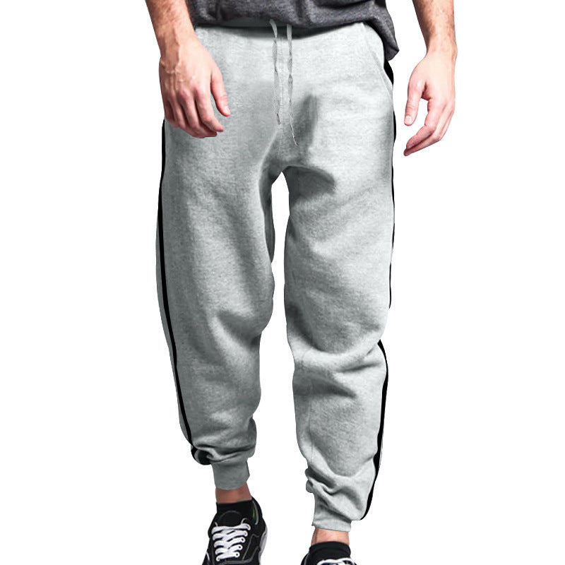 Herren Sportliche Jogginghose mit seitlichen Streifen Echoarchiv