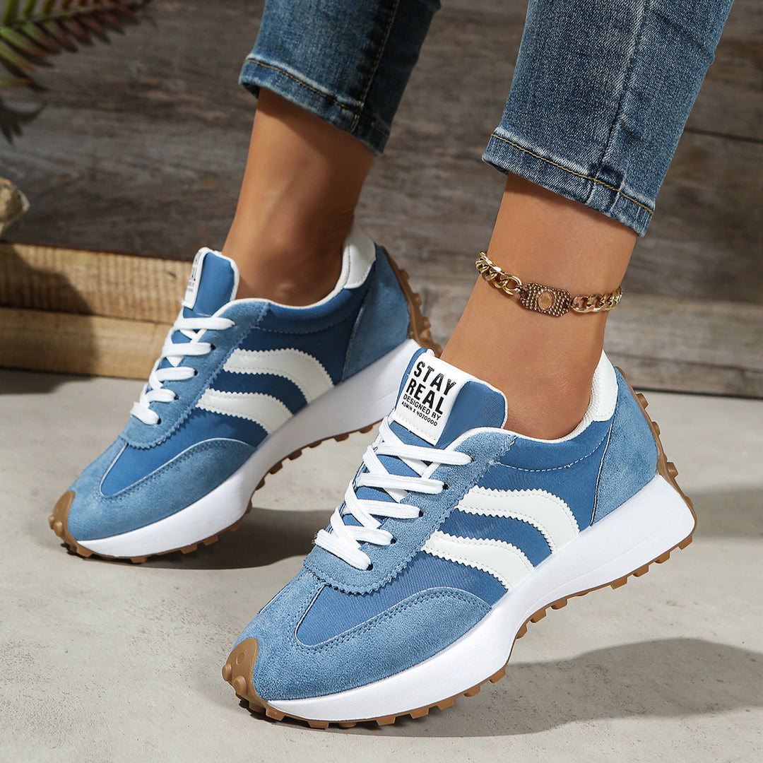 Damen Retro-Plateau-Sneaker mit Velours- und Mesh-Mix – Névara