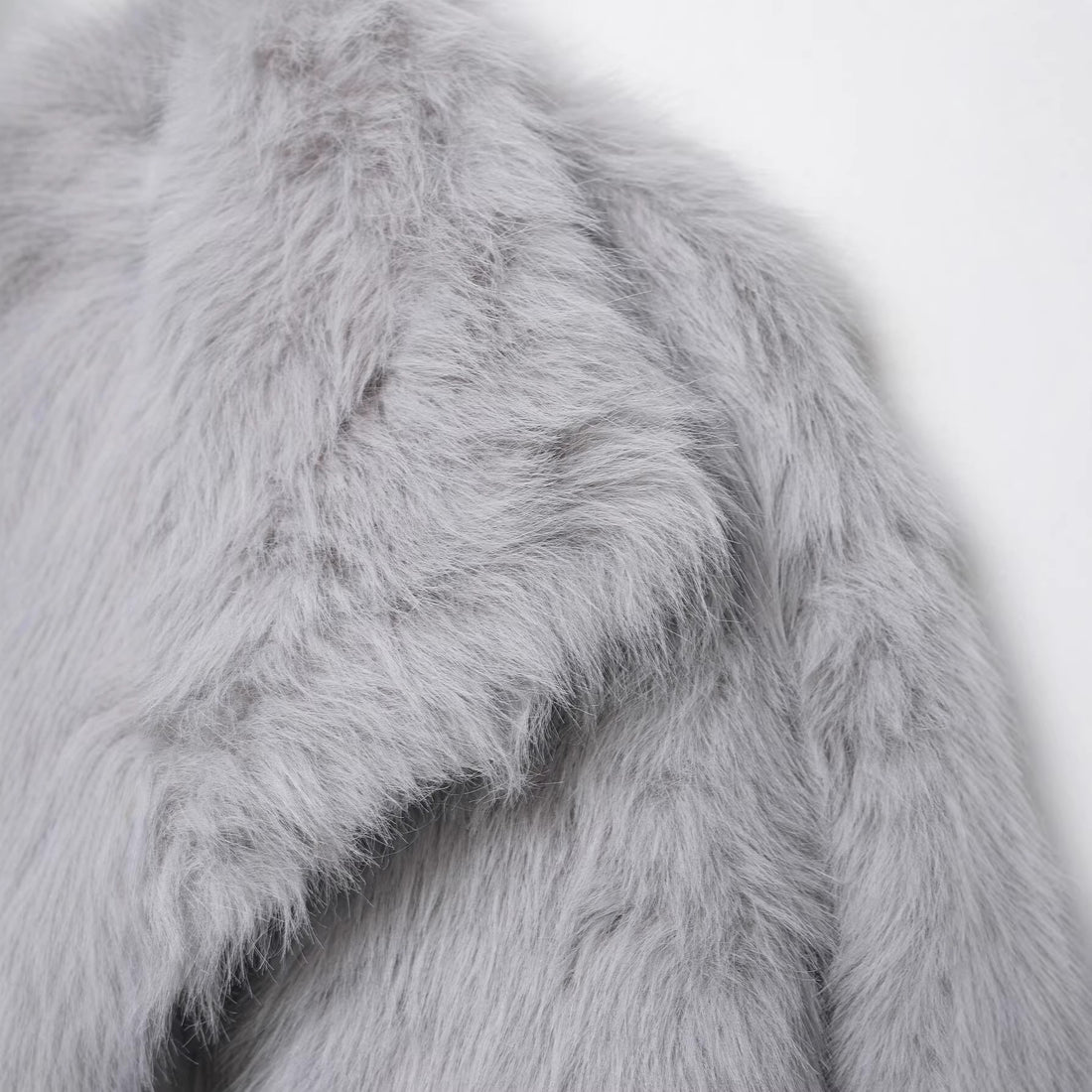 Damen Kurze Faux‑Fur Jacke mit Schalkragen und Boxy‑Schnitt Echoarchiv