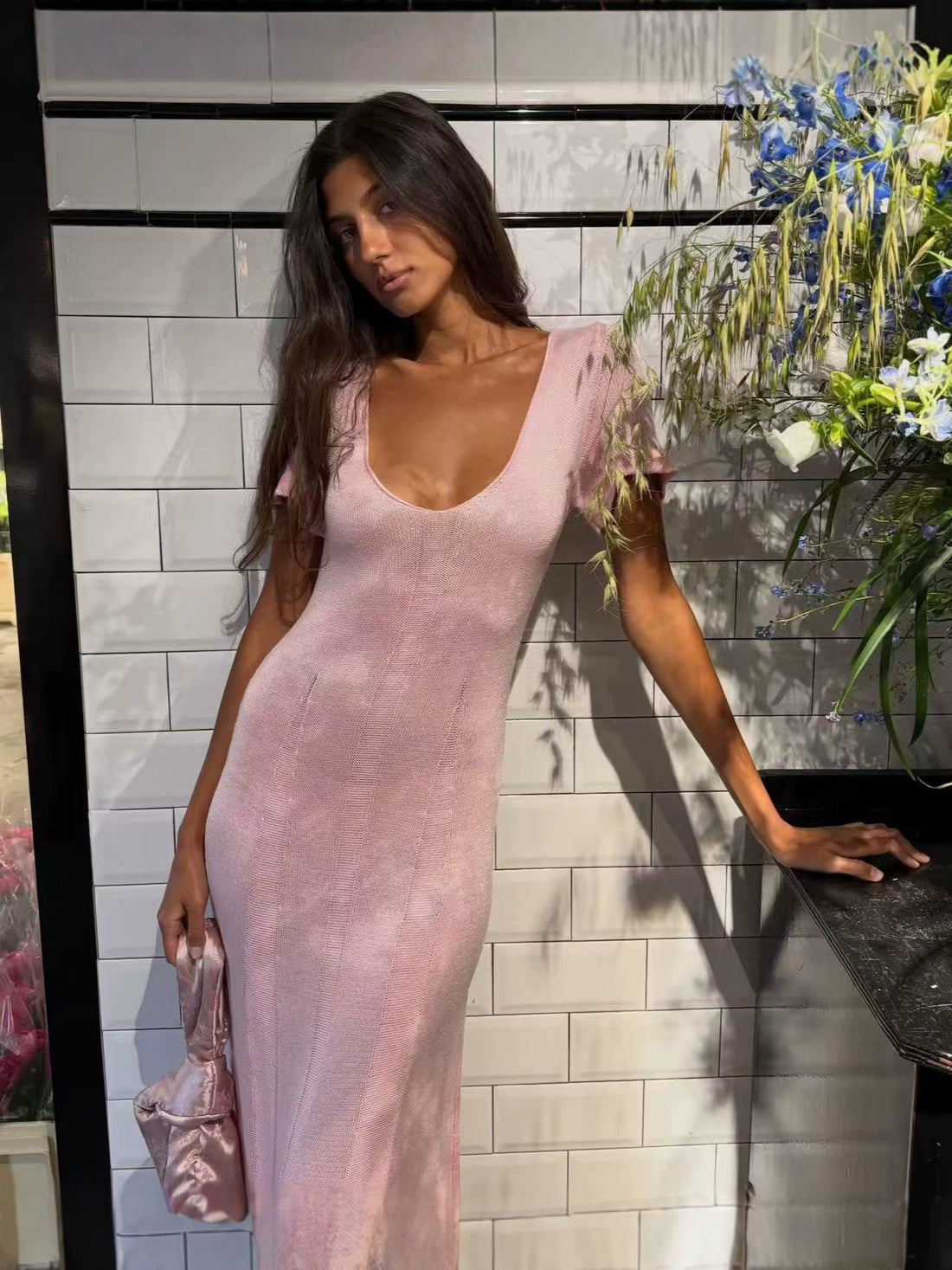 Damen elegantes figurbetontes Maxikleid mit V-Ausschnitt – Valéora
