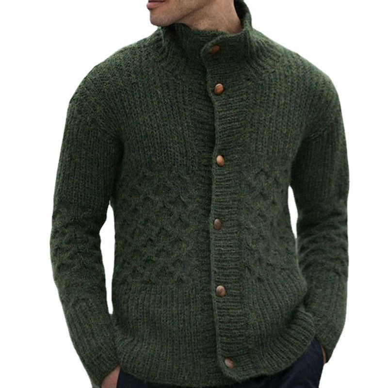 Herren Strickjacke mit dekorativem Zopfmuster und praktischem Stehkragen Echoarchiv