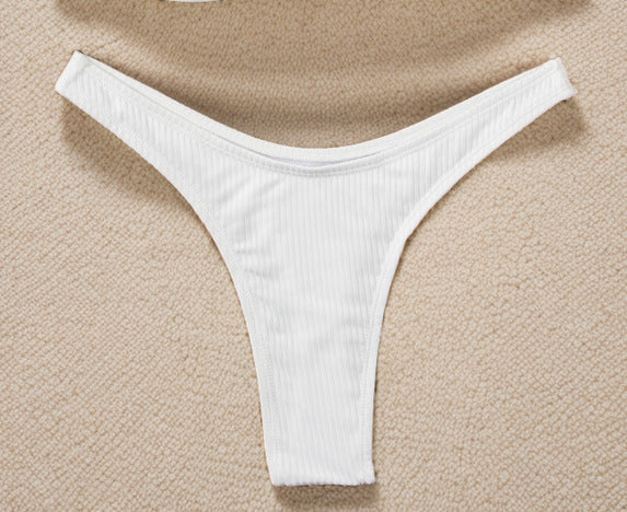 Damen Hochgeschnittene Bikini-Hose im minimalistischen Design mit komfortablem Bund Echo Archiv