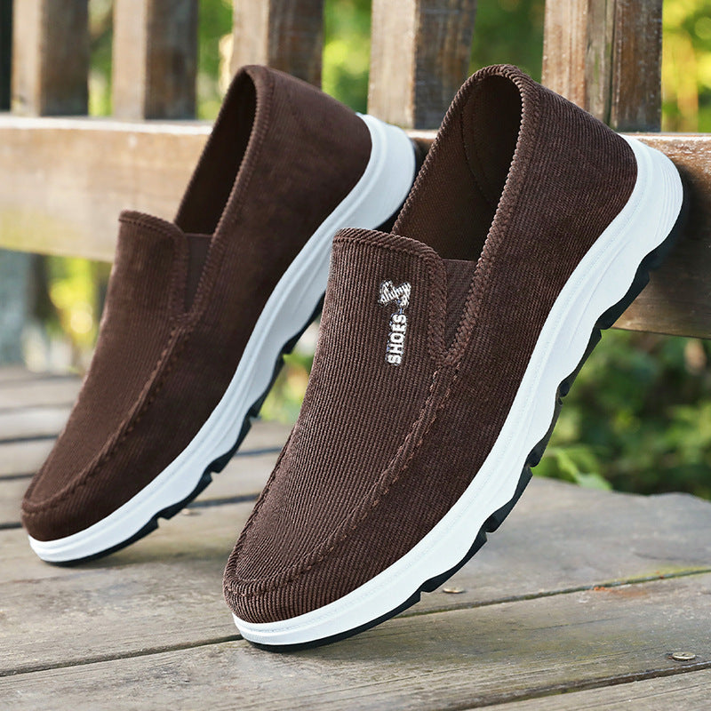Herren nan leichter atmungsaktiver Slip-On Freizeit-Slipper mit geripptem Textiloberteil und stoßdämpfender EVA-Zwischensohle Echo Archiv