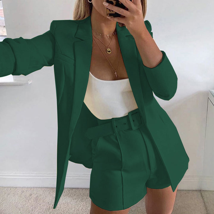 Damen Taillierter Longline-Blazer mit hochtaillierten Gürtelshorts-Set Echo Archiv