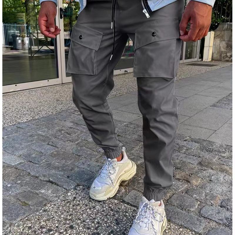 Herren Cargo-Hose mit vielen Taschen und elastischem Abschluss Echoarchiv