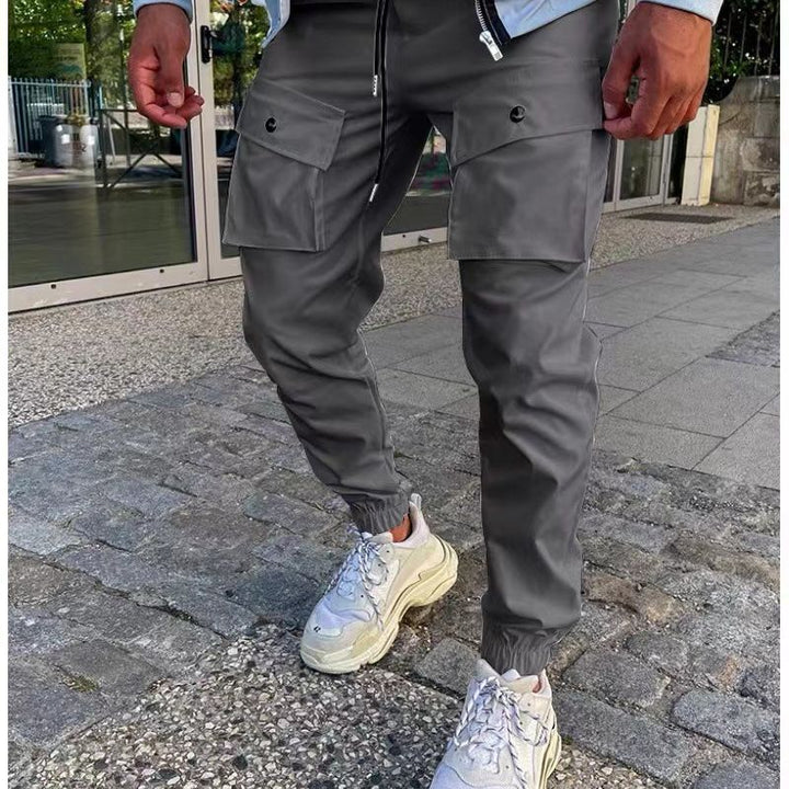 Herren Cargo-Hose mit vielen Taschen und elastischem Abschluss Echoarchiv