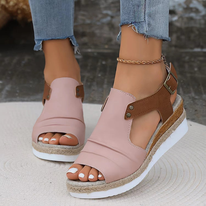 Damen nan Keilsandalette mit juteumwickeltem Espadrille-Plateau verstellbarem Fersenriemen und gepolstertem Komfortfußbett Echo Archiv