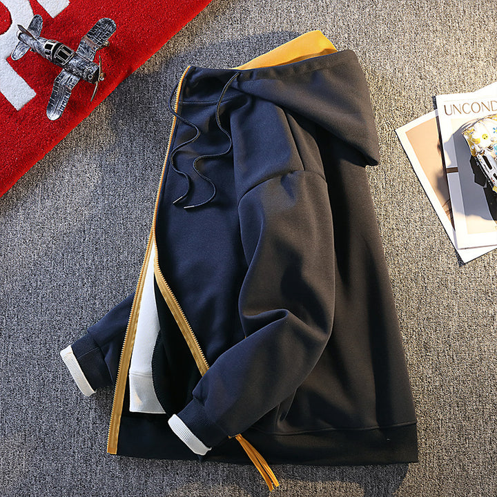 Herren modische Kapuzenjacke mit kontrastierenden Details Echoarchiv