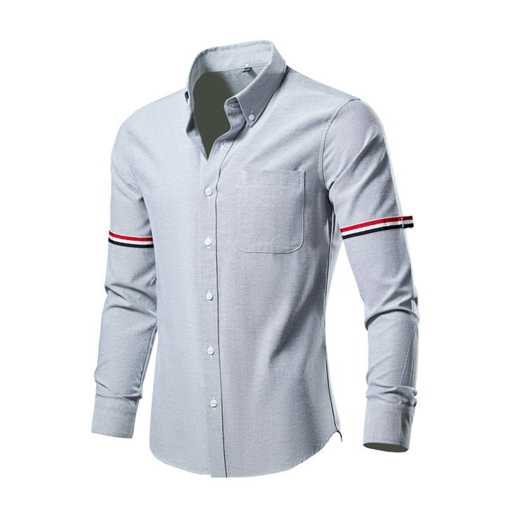 Herren nan tailliertes Oxford-Businesshemd mit Button-Down-Kragen, Brusttasche und markantem Armband-Detail Echo Archiv