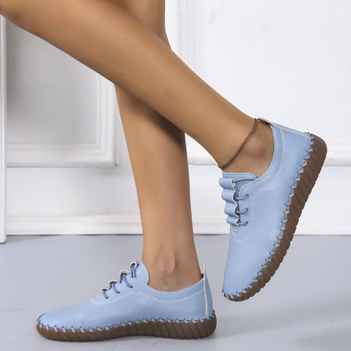 Damen handgenähter Komfort-Sneaker mit elastischer Schnürung und profilierter Kautschuksohle Echo Archiv