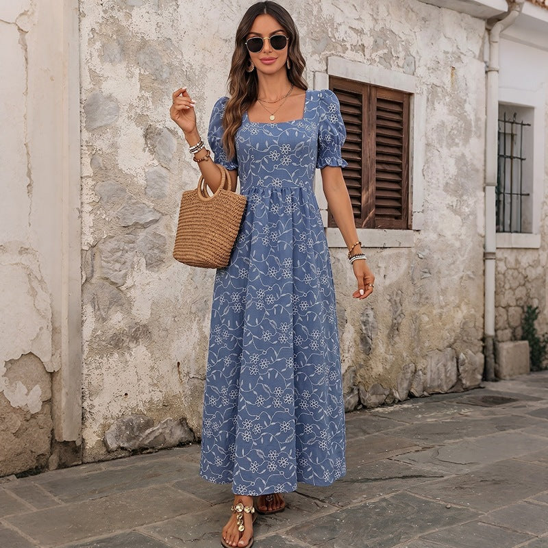 Damen Langes Leichtes Sommer-Maxikleid mit quadratischem Ausschnitt, Puffärmeln und floraler Stickoptik Echoarchiv