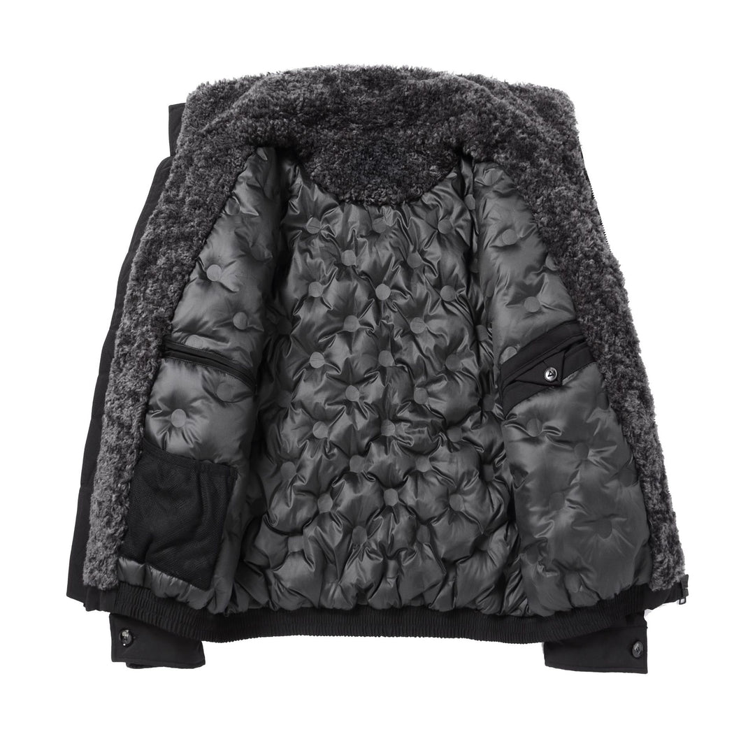 Herren Kurz geschnittene Thermobomberjacke mit hohem Teddykragen Echoarchiv