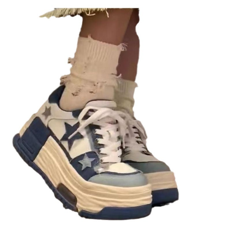 Damen Plateau Sneaker mit Stern-Design Echo Archiv