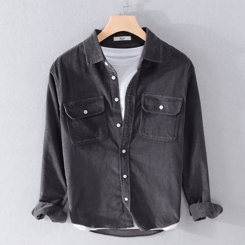 Herren Feincord-Hemdjacke im Worker‑Stil mit doppelten Brustpatten und entspanntem Schnitt Echoarchiv