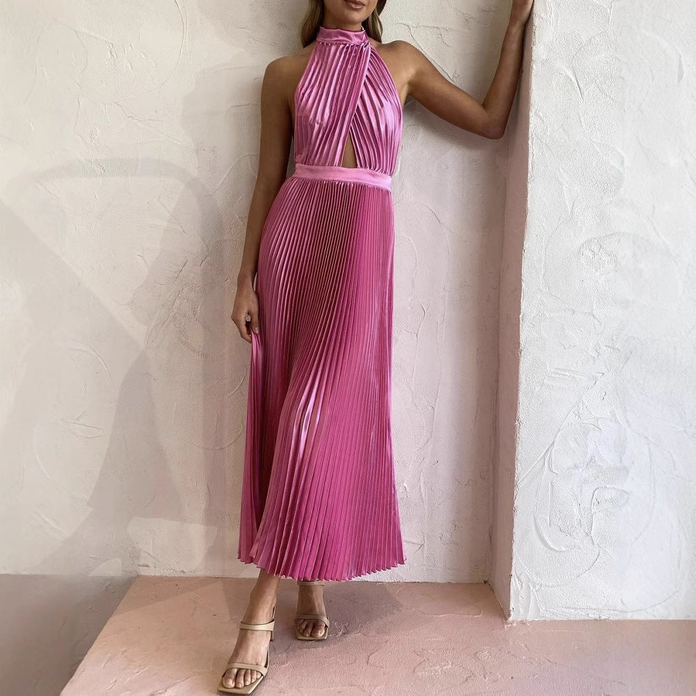 Damen Plissiertes Maxikleid mit hochgeschlossenem Design und Cut-Out-Details Echo Archiv